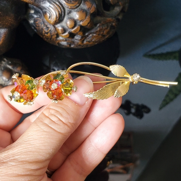 Vintage goldtone wire flowers green orange aurora borealis beads and rhinestone - Picture 4 of 10